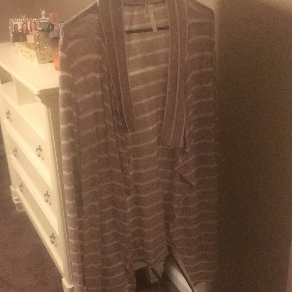 Super cute sweater jacket